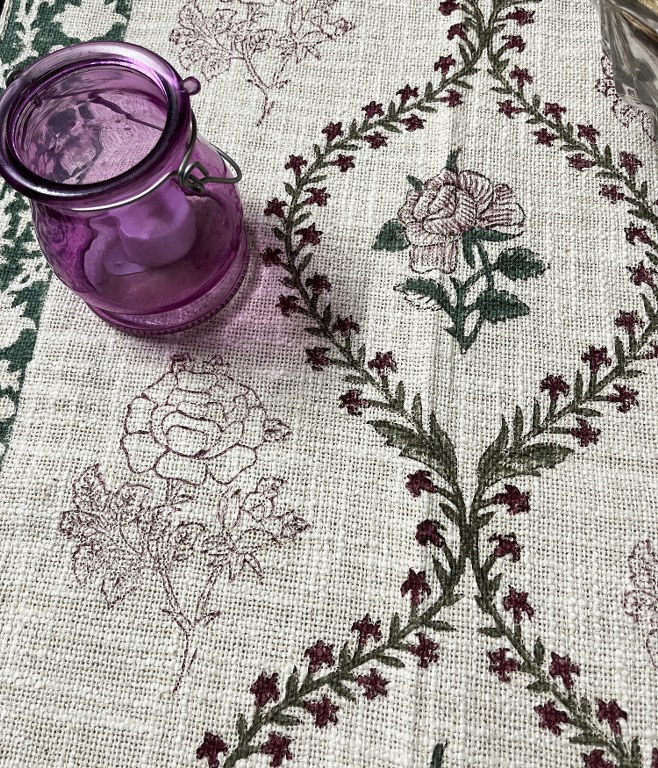 Bagh-e-Naaz Handloom Table Runner - Image 3